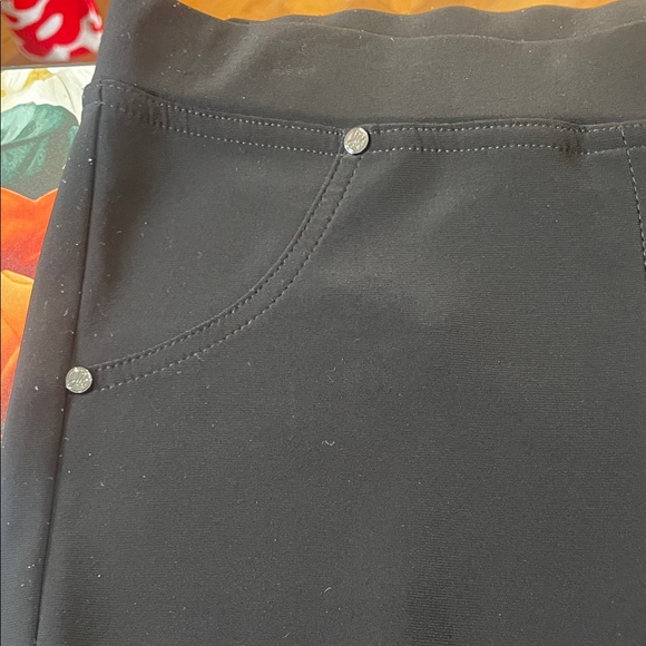 Joseph Ribkoff black jegging - Picture 3 of 7